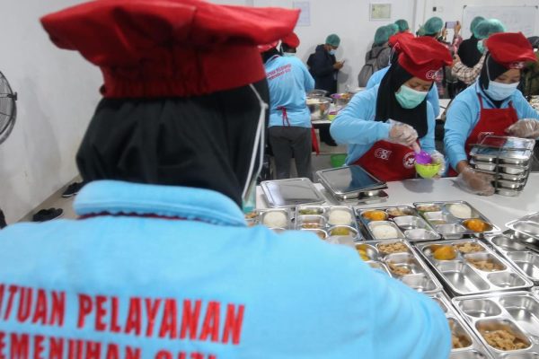 Cara Efektif Mengelola Pengeluaran Dapur Makan Gratis