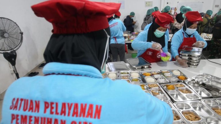Cara Efektif Mengelola Pengeluaran Dapur Makan Gratis