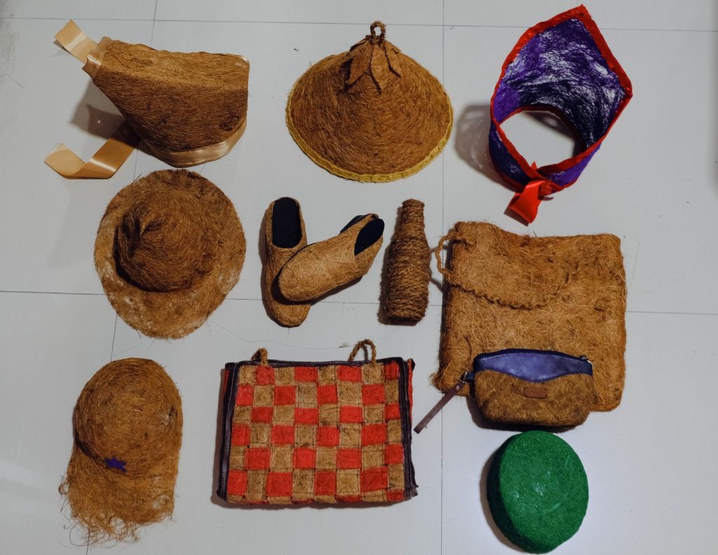 kerajinan berbahan sabut kelapa