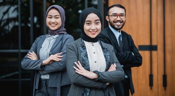 seragam kerja kantor modern